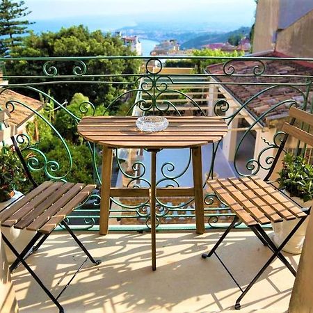 Greek Theater - Sea View Apartment Таормина Екстериор снимка