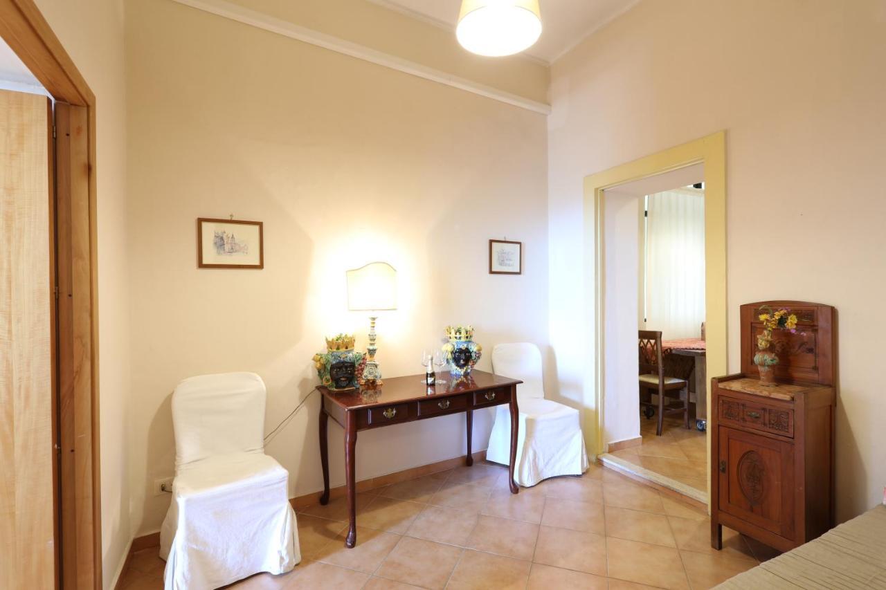 Greek Theater - Sea View Apartment Таормина Екстериор снимка